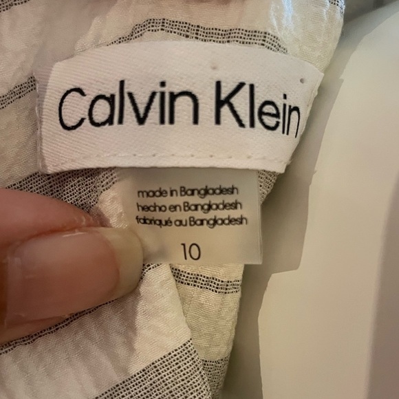 Calvin Klein White and Grey Striped Wrap Dress sz 10 - Picture 3 of 6